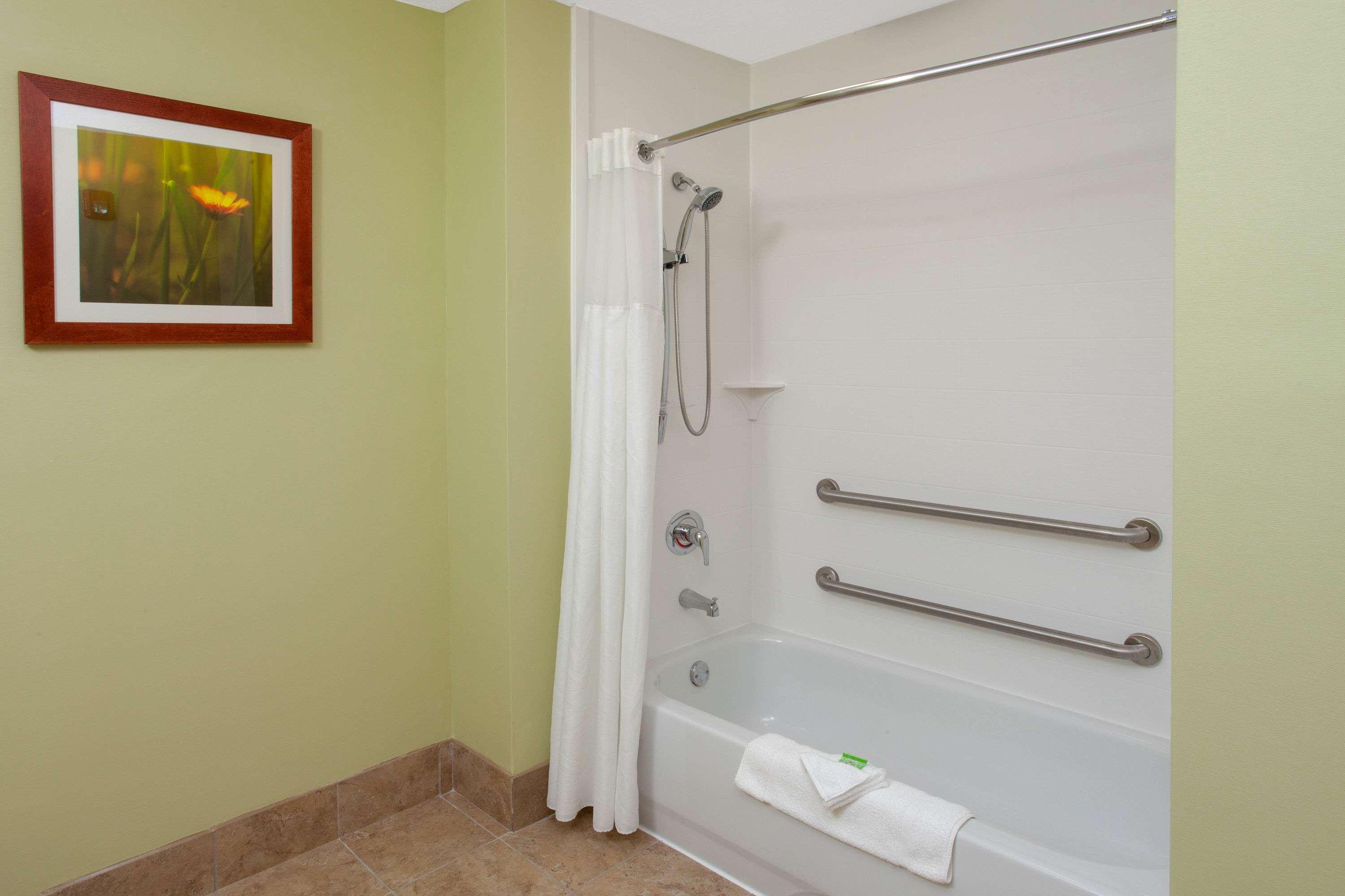 Wyndham Garden Fort Wayne Kültér fotó