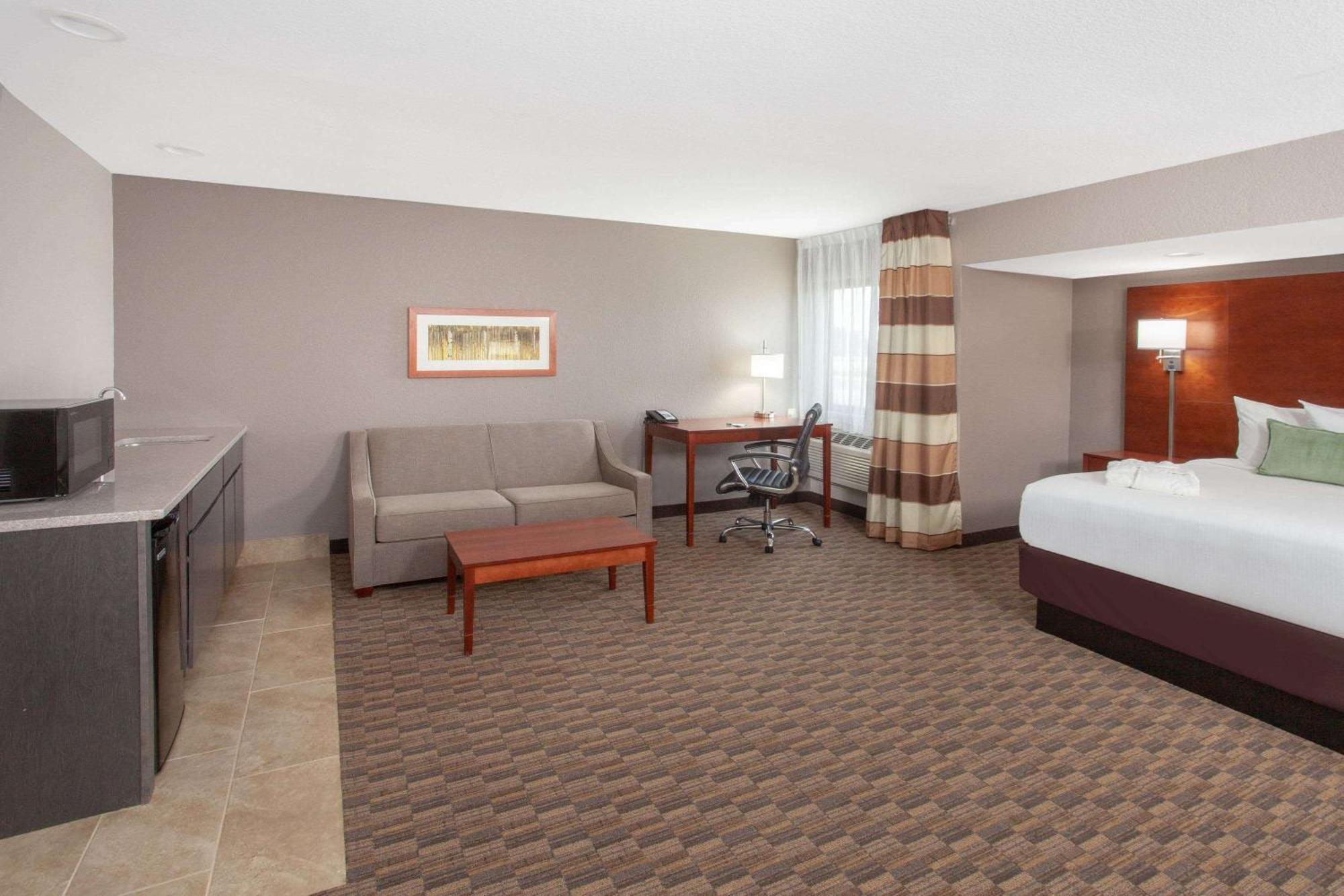 Wyndham Garden Fort Wayne Kültér fotó
