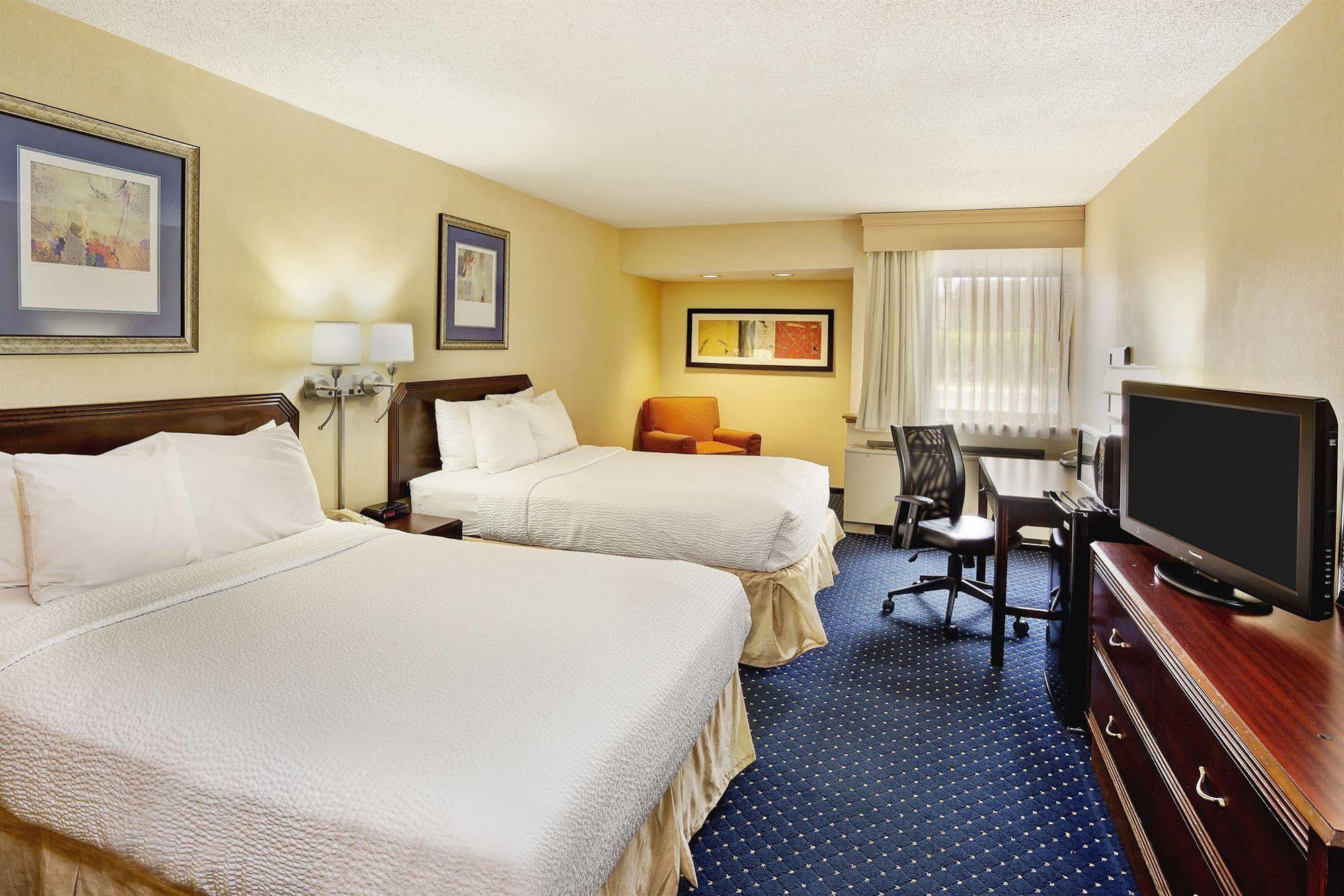 Wyndham Garden Fort Wayne Kültér fotó
